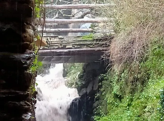 Luna Menguante * Robledillo De Gata